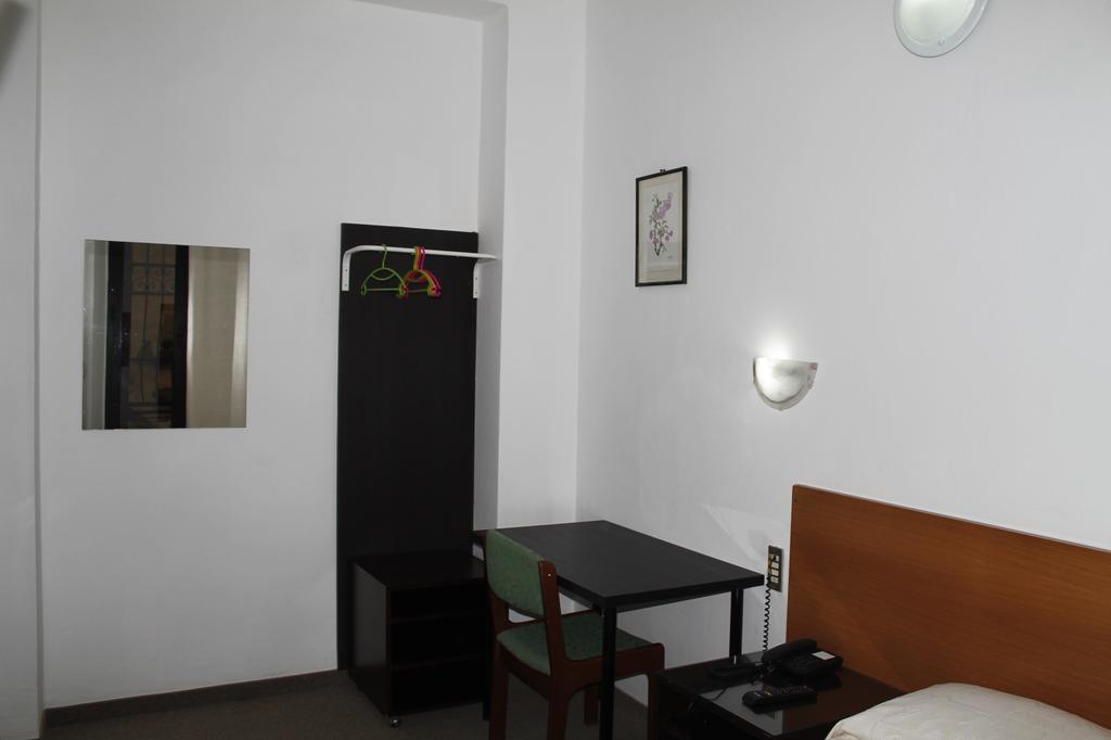 Hotel Luisa Milán Habitación foto