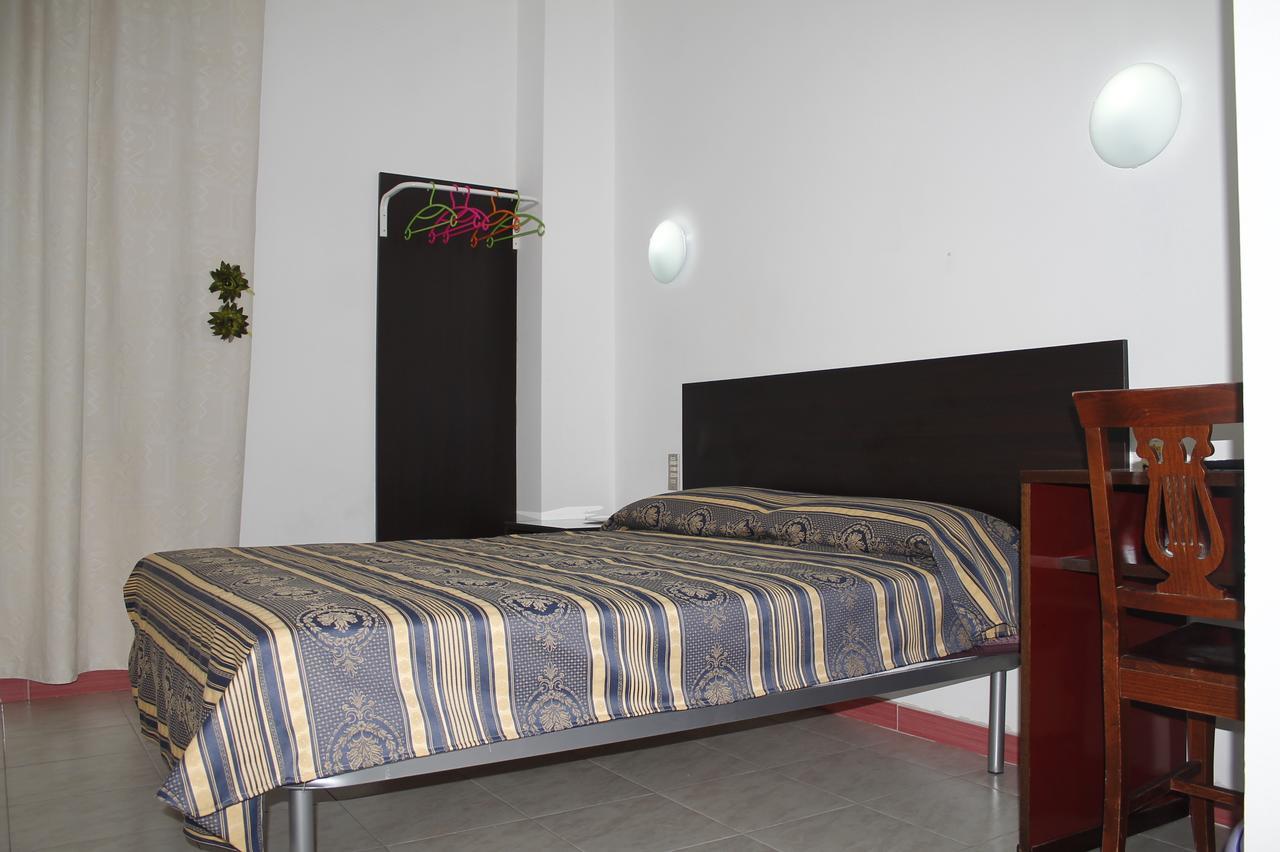 Hotel Luisa Milán Habitación foto