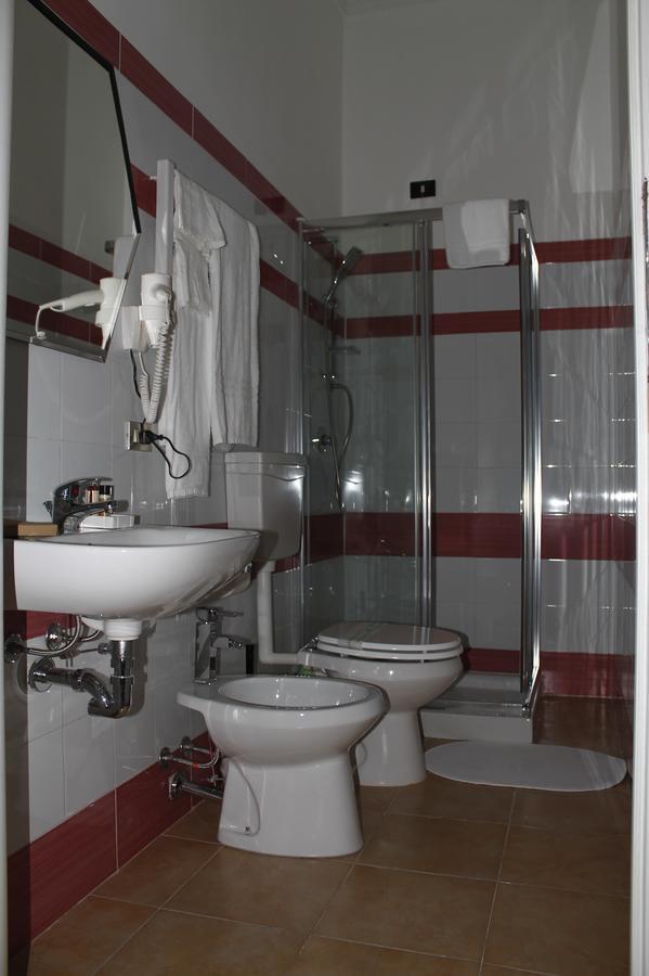 Hotel Luisa Milán Habitación foto