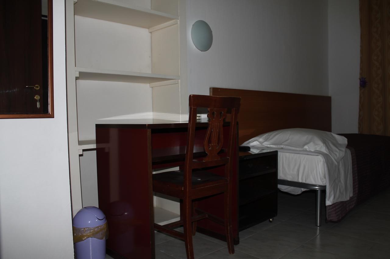 Hotel Luisa Milán Habitación foto